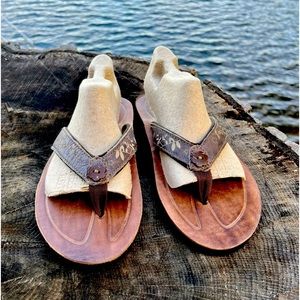 KEEN FLORENCE WOMEN’S LEATHER FLIP FLOP